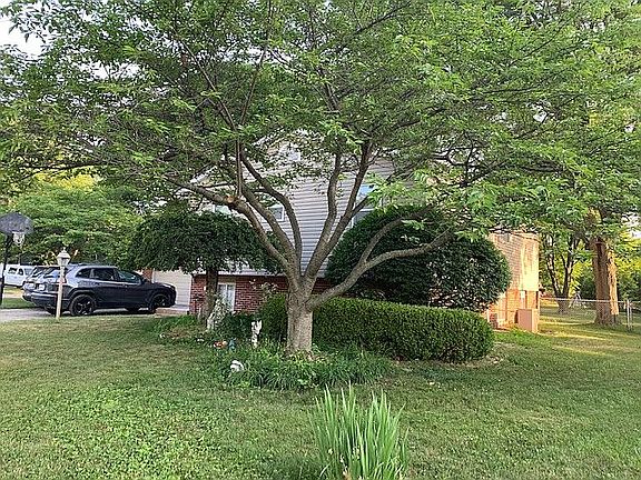 2nd image of 23898 Barfield St