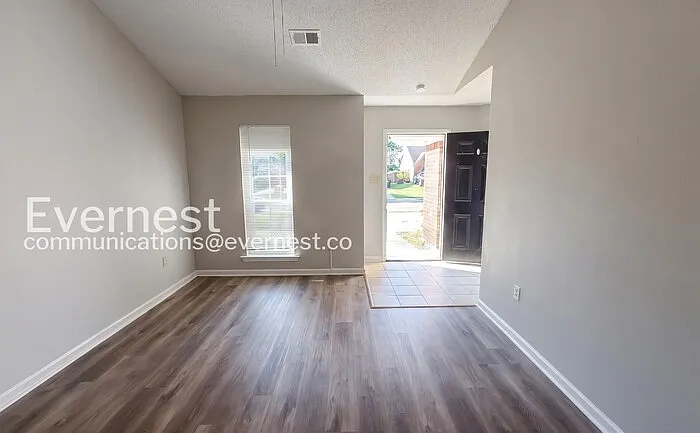 5669 Kaitlyn Dr W — Photo 9