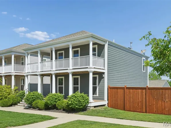 3622 Broad St, Saint Charles, MO 63301