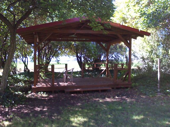 There is a gazebo at the entry to the property, which is available for weddings or other events.