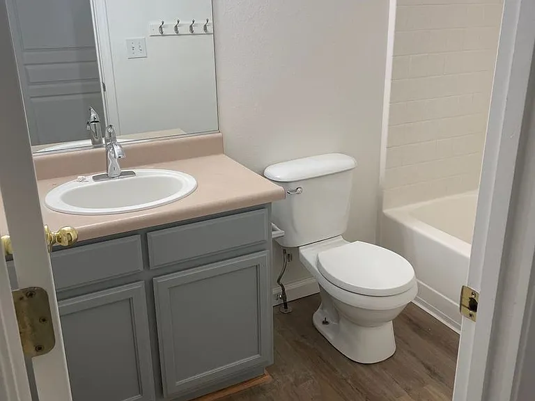 1464 Grey Bluffs Dr — Photo 44
