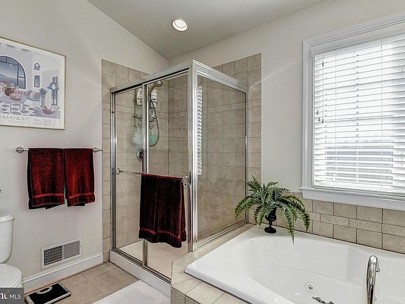 5th image of 8332 Berry Pl Unit 160
