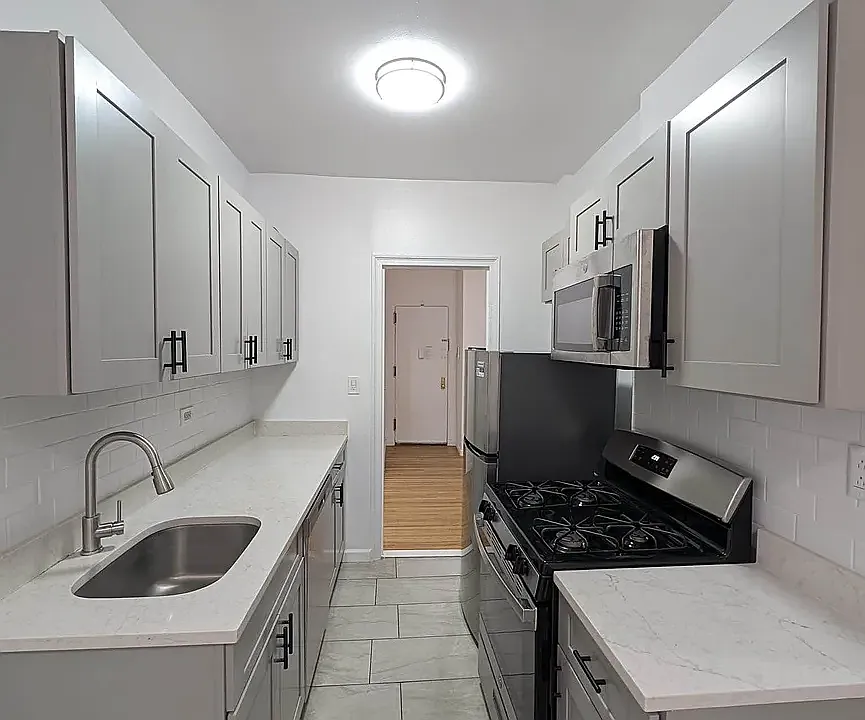 3111 Brighton First Pl #15