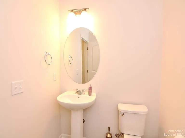 1104 Salt Springs Dr — Photo 20