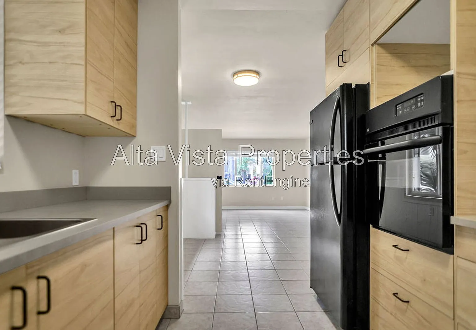 2 bed, 1.0 bath, 768 sqft, $3,995 — Photo 4