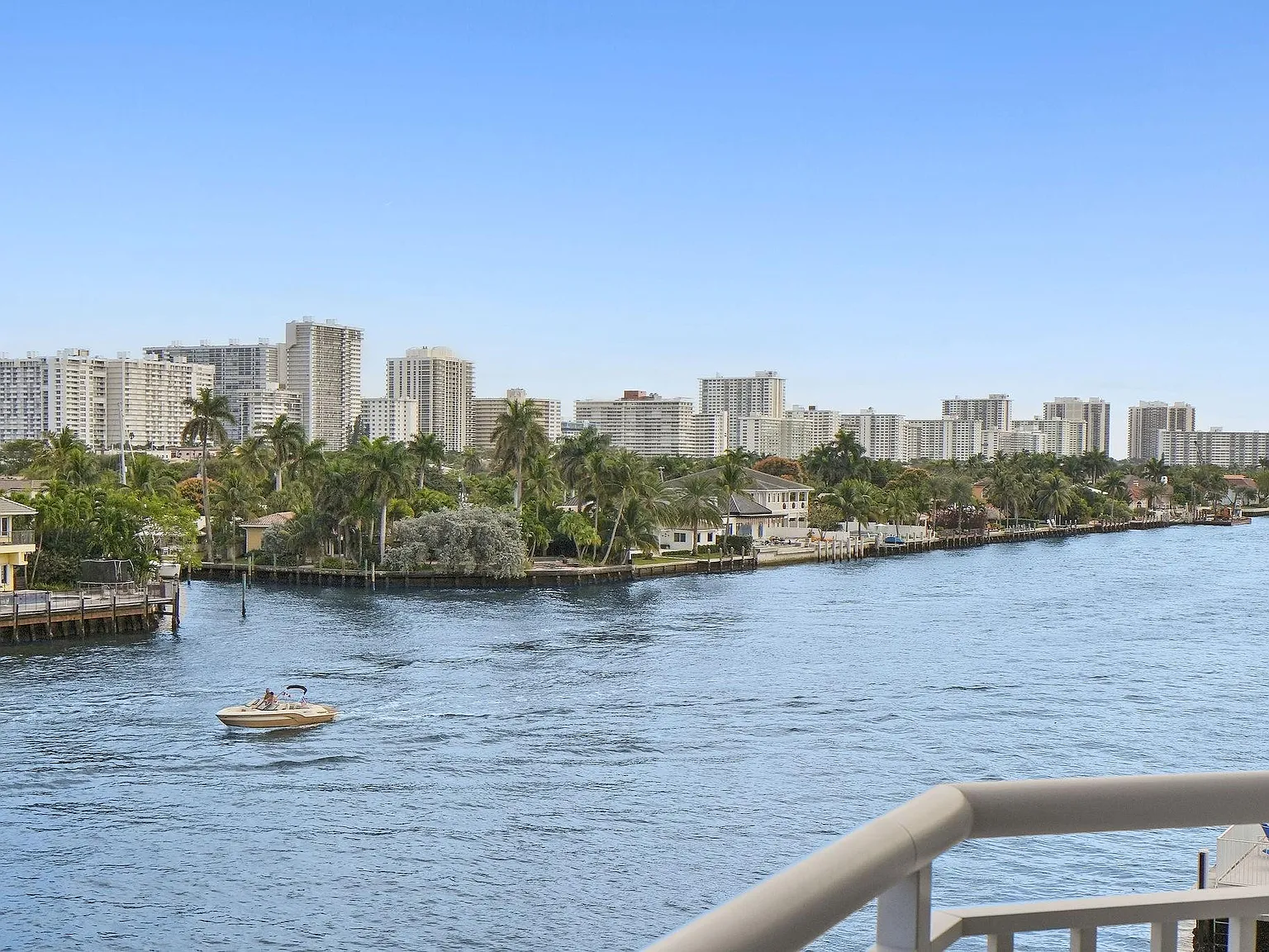 2 bed, 2.0 bath, 1565 sqft, $2,850 — Photo 1