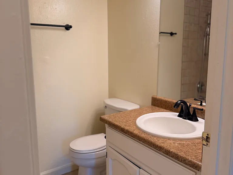 1230 Payne Ct — Photo 14