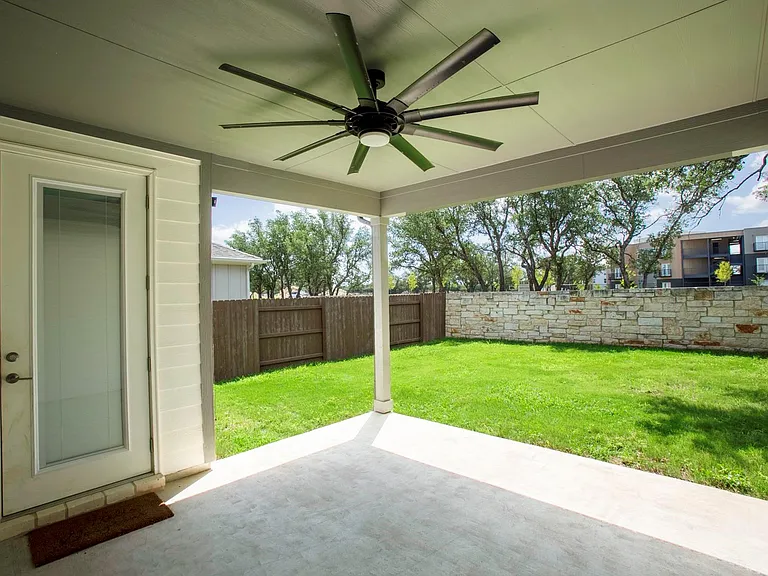 125 Slenderleaf Dr — Photo 3