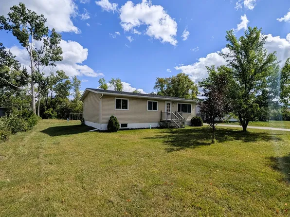 216 Stoner Ave SE, Bemidji, MN 56601