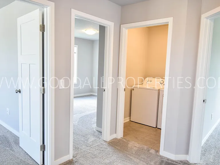 1730 Howard Dr — Photo 9