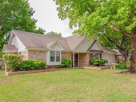 2nd image of 8532 Neil Ct