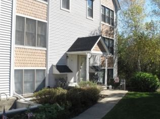 70 Heritage Ln, Hamburg, NJ 07419