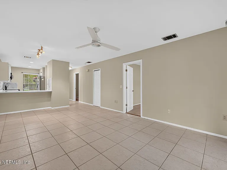 838 Lawnwood Ave NE — Photo 21