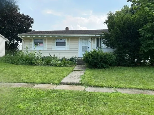 322 W 10th St, Belvidere, IL 61008