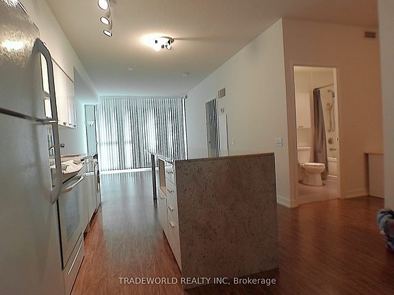 4th image of 29 Singer Ct #1815