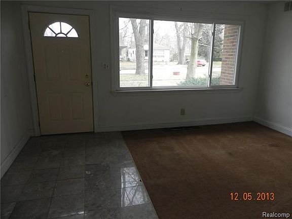 2nd image of 15961 Garfield