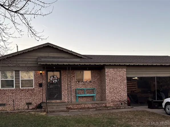 906 N Atlanta St, Owasso, OK 74055