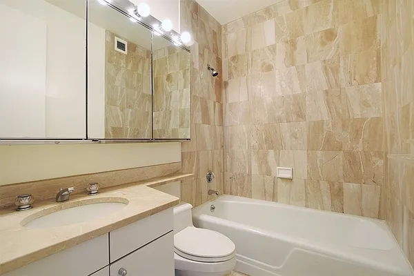 Sold by Torkan Real Estate | media 11