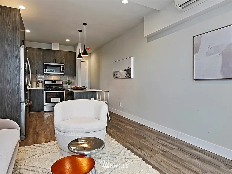 1620 S Lane St #C — Photo 3