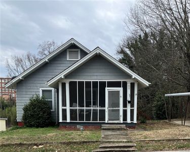208 S 2nd St, Easley, SC, 29640