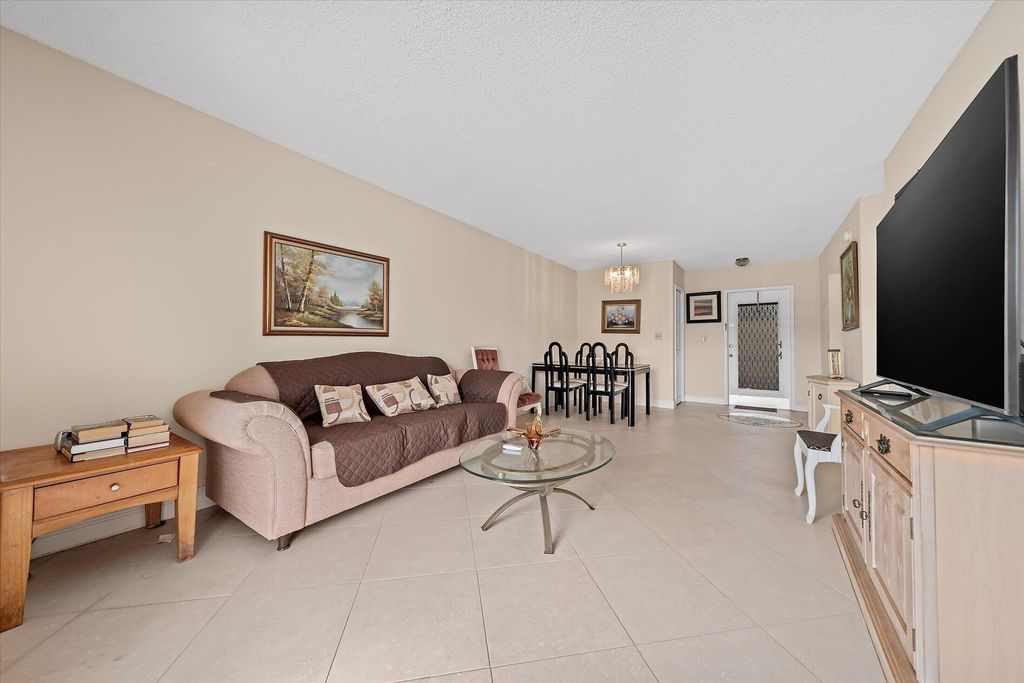 3201 NE 14th Street Causeway #209, photo 5