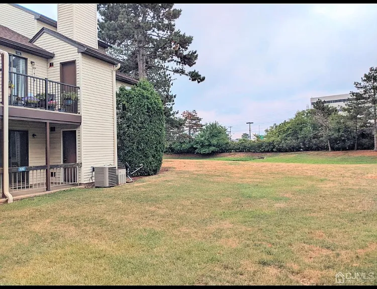 106 Woodbridge Commons Way #106 — Photo 11