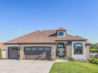 4151 NW Palisades Point, Riverside, MO 64150