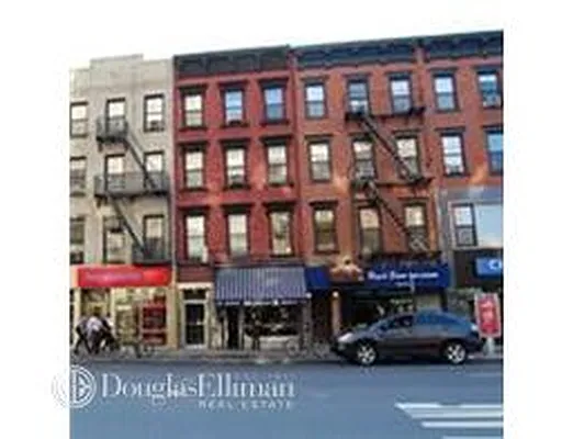 Rented by Douglas Elliman | media 8