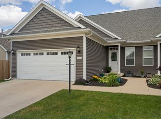 3004 E Stillwater Lndg, Urbana, IL