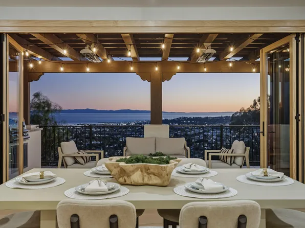 210 Las Alturas Rd, Santa Barbara, CA 93103