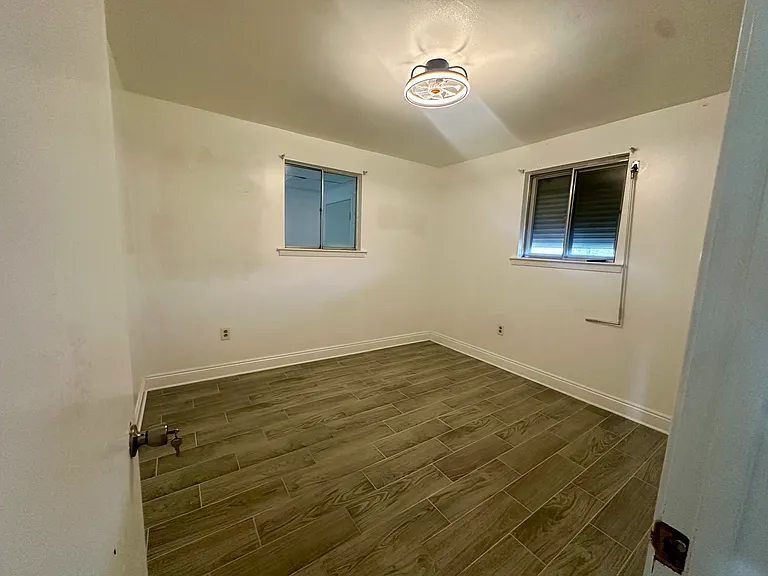 1752 Diane Dr — Photo 6