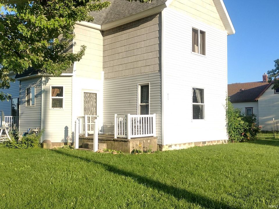1st image of 211 N Grand Ave