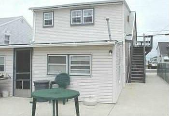 2nd image of 616 W Glenwood Ave