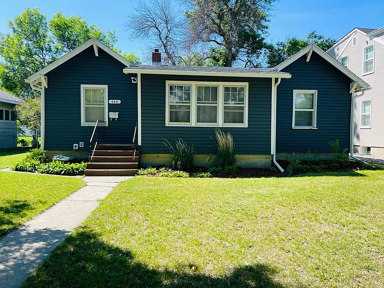 440 Lewis Ave — Photo 2