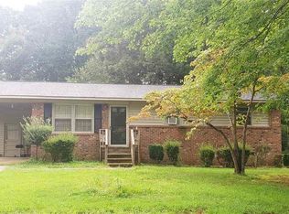 221 Lancaster Rd, Mebane, NC 27302