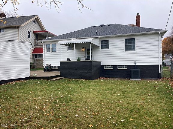 4th image of 6304 Thornton Dr