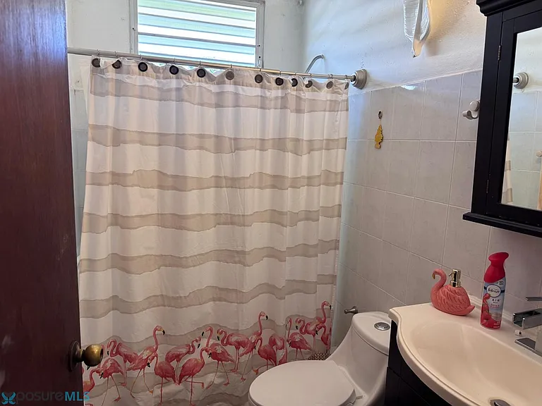 182 Esmeralda #JJ — Photo 11