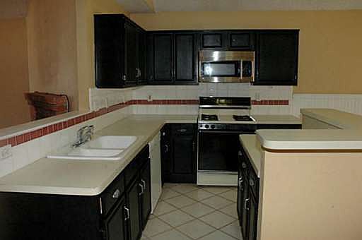 5th image of 1710 Creekway Dr