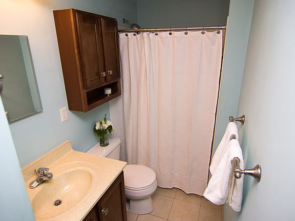 4th image of 8784 Simpson Ct