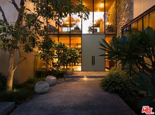 1480 Capri Dr, Pacific Palisades, CA 90272