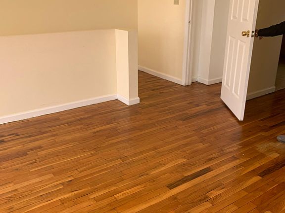 3rd image of 17825 107th Ave