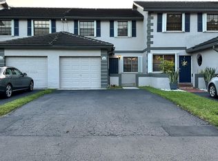 11046 SW 154th Ct, Miami, FL 33196