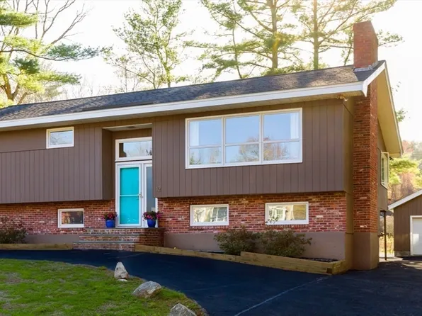 12 Stevens Pl, Saugus, MA 01906