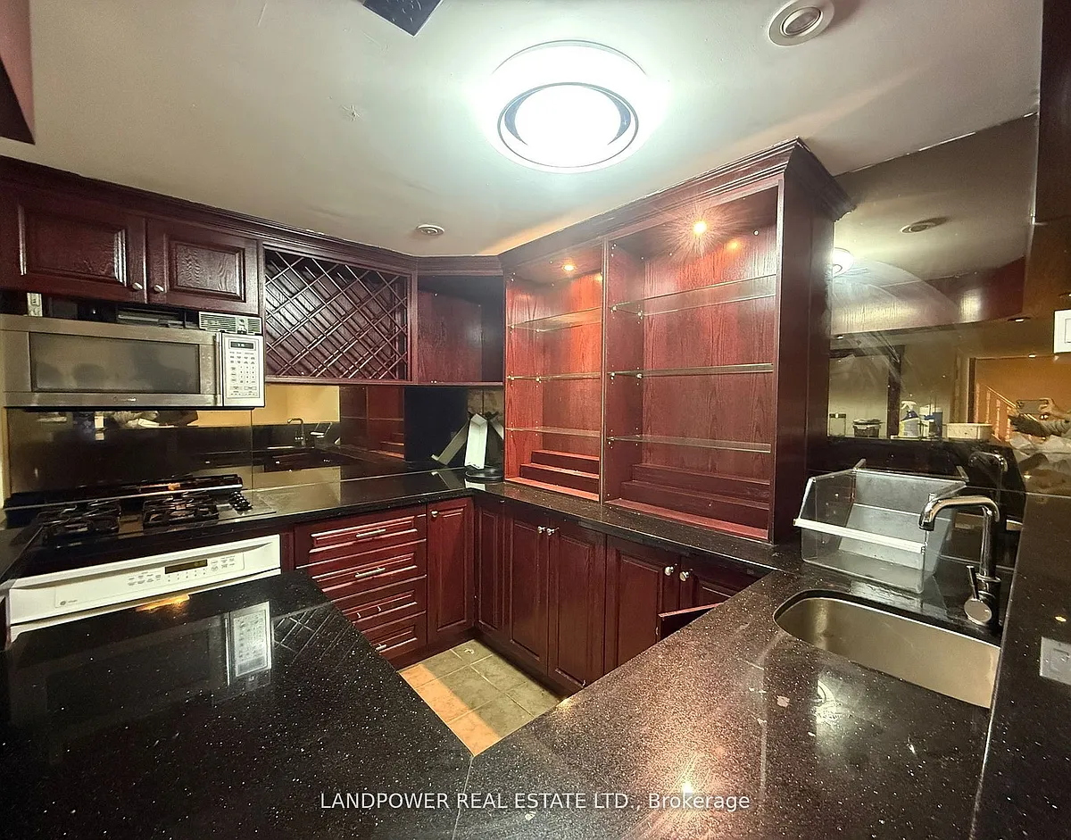 Building Photo - 64 Walden St #BASEMENT