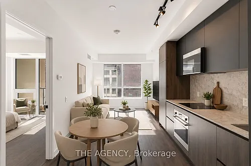 108 Peter St #712 Photo 1