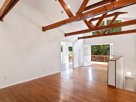 5th image of 8227 Kirkwood Dr