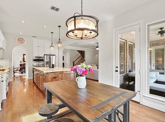 5th image of 3686 Hickory Grove Ln