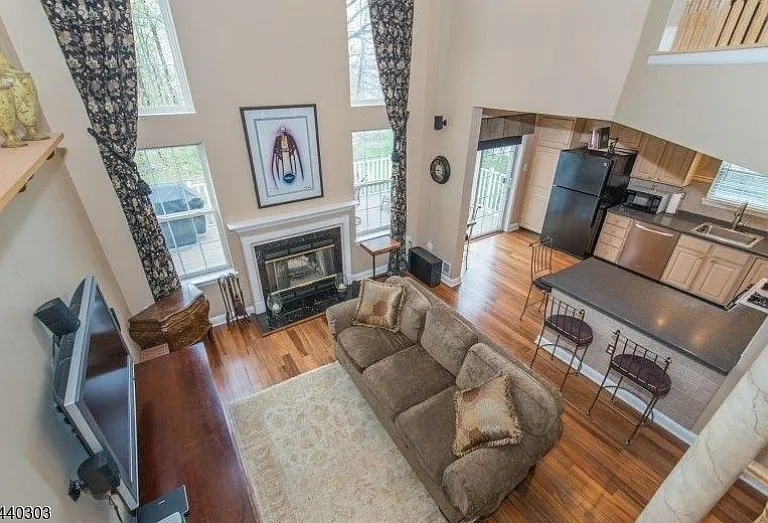 84 Constitution Way — Photo 8