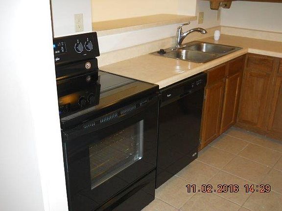5th image of 3223 N Sandpiper Dr