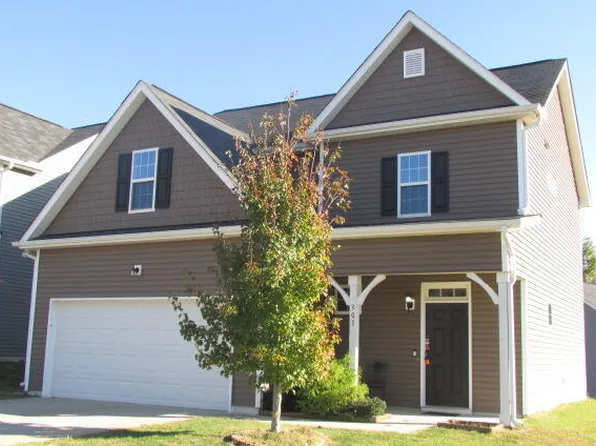 301 E Webber Ln, Clayton, NC 27527